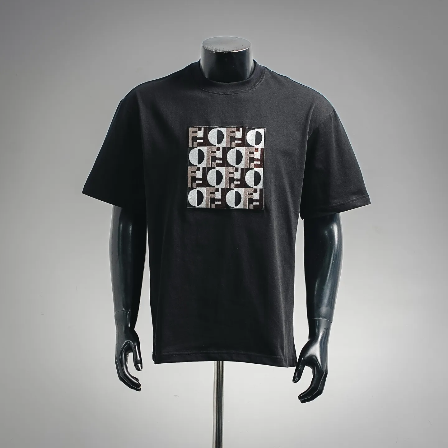 130 Fendi/ F T g ， ， ， ， ， Breathable 。 FF ， + ： ， ， ； White ， ， ， 。 ， ， ， ， 。 ：Black White Size：S-XL